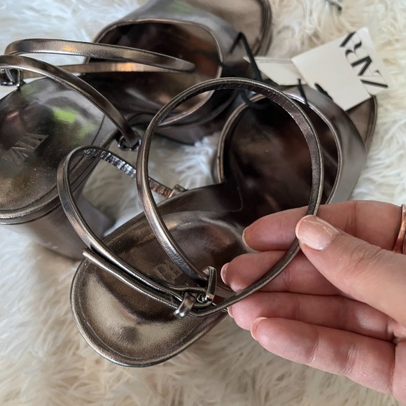 New Zara Strappy Platform Silver Metallic Block Heel Sandals Size 9 - Picture 10 of 13